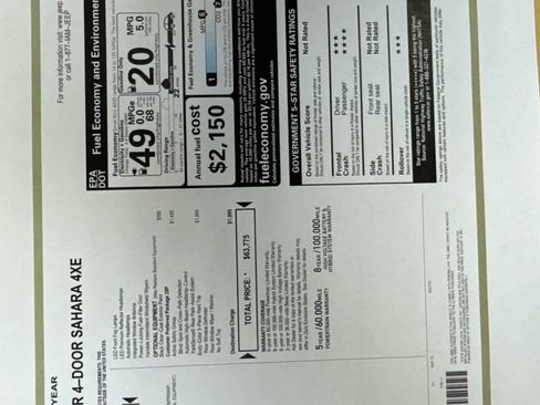 Used 2025 Jeep Wrangler Sahara w/ Safety Group image 27