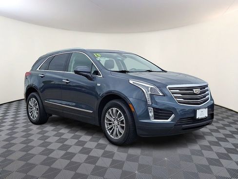 Used 2019 Cadillac XT5 Luxury AWD/4WD image 3