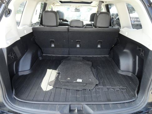 Used 2014 Subaru Forester 2.5i Touring AWD/4WD image 17