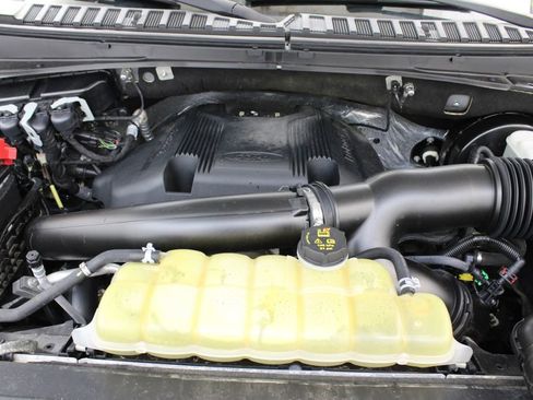 Used 2020 Ford Expedition XLT w/ Equipment Group 201A image 29