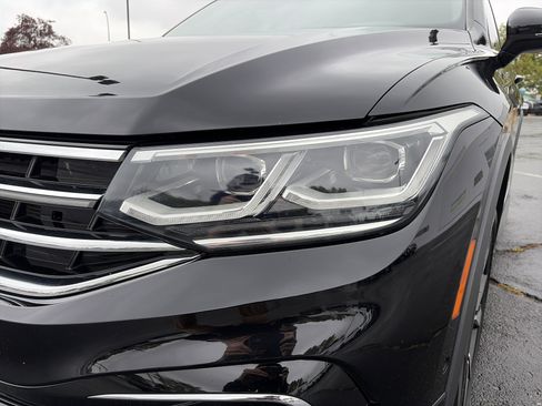 Certified 2023 Volkswagen Tiguan SEL R-Line AWD/4WD image 10