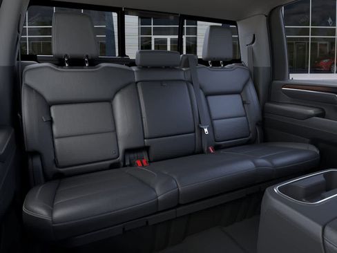 New 2025 GMC Sierra 2500 Denali w/ Denali Reserve Package image 17