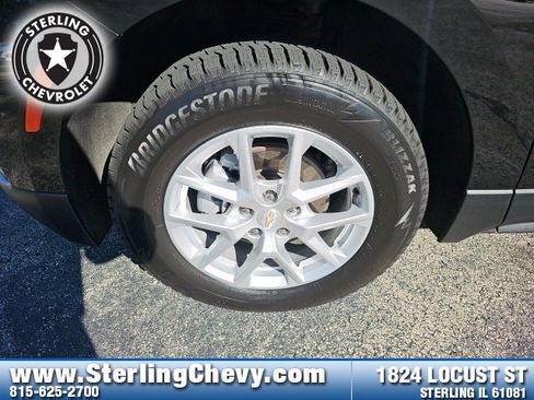 Used 2023 Chevrolet Equinox LT w/ Driver Convenience Package image 29