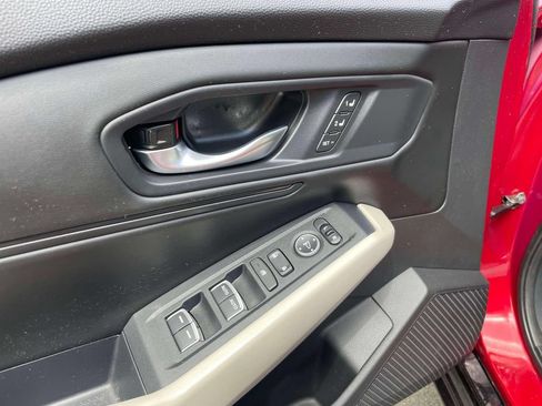 Used 2023 Honda Accord EX-L image 16