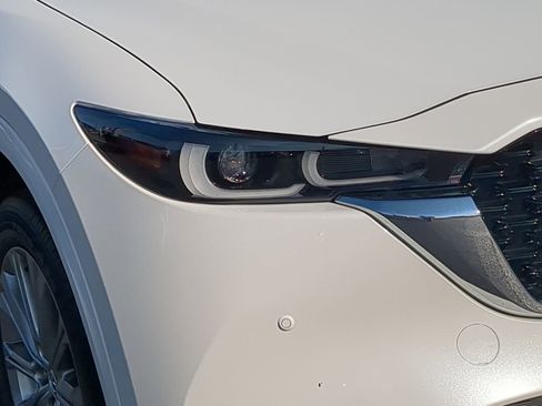 Used 2022 MAZDA CX-5 Signature image 9