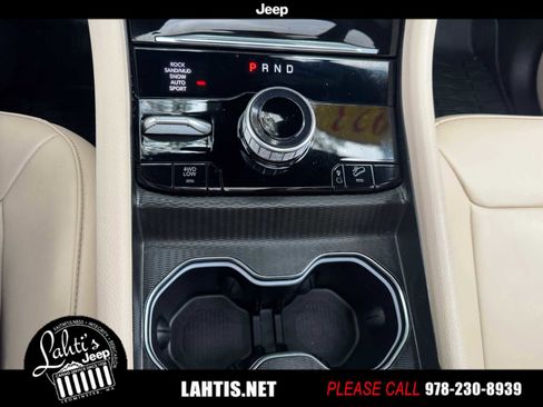 Certified 2023 Jeep Grand Cherokee 4WD 4xe image 13