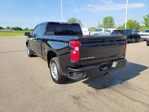 Used 2023 Chevrolet Silverado 1500 W/T w/ WT Value Package AWD/4WD image 4