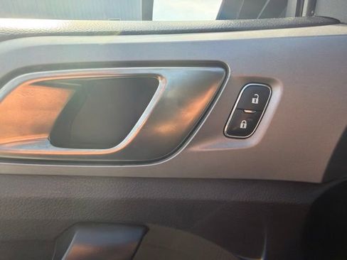 Used 2021 Ford Ranger XLT w/ Equipment Group 302A High AWD/4WD image 15