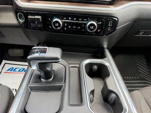 Used 2022 GMC Sierra 1500 Elevation AWD/4WD image 14