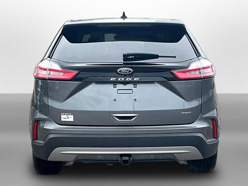 Used 2024 Ford Edge SEL w/ Convenience Package image 4