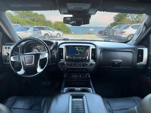 Used 2017 GMC Sierra 1500 SLT AWD/4WD image 17