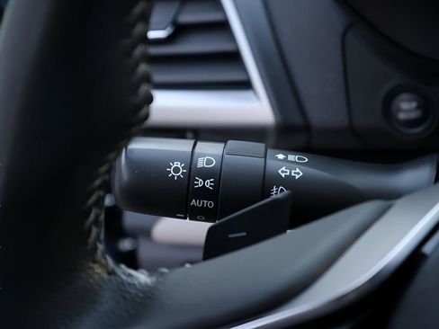 Used 2022 Subaru Forester Limited image 36