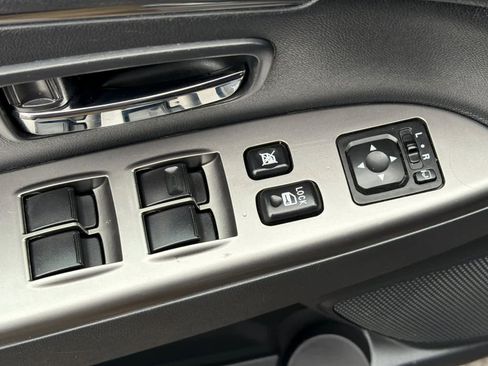 Used 2024 Mitsubishi Outlander Sport SE image 15