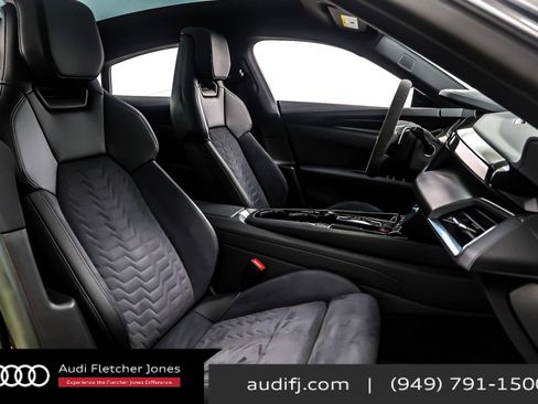 Used 2022 Audi e-tron GT Premium Plus w/ Performance Package image 6