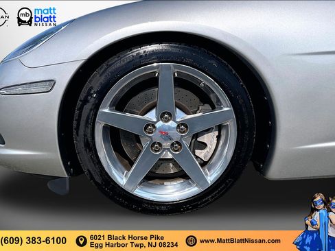 Used 2005 Chevrolet Corvette Convertible w/ Preferred Equipment Group RWD image 8
