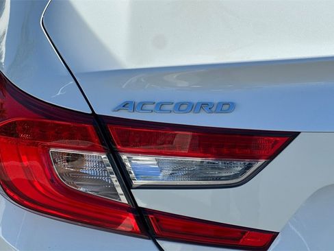 Certified 2019 Honda Accord EX-L image 32