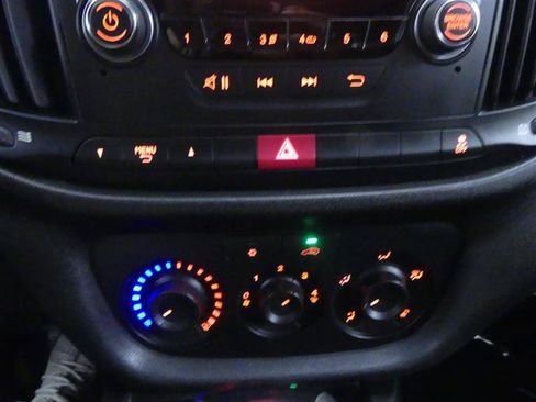 Used 2017 RAM ProMaster City Tradesman FWD image 12