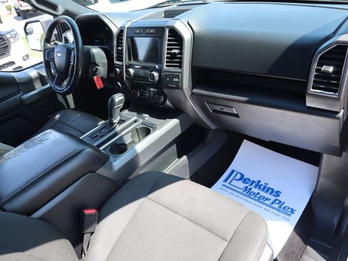 Used 2016 Ford F150 XLT w/ Equipment Group 302A Luxury AWD/4WD image 31