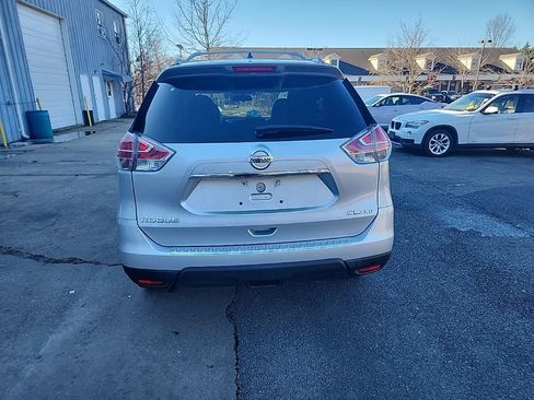 Used 2016 Nissan Rogue SL image 8