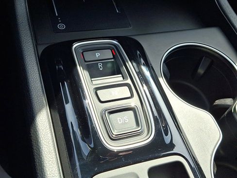 Certified 2025 Honda Pilot EX-L image 16