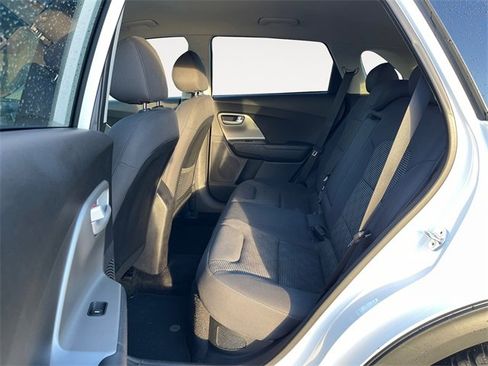 Used 2019 Kia Niro LX image 13