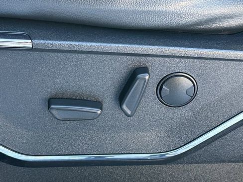 Used 2023 Ford F250 Lariat w/ Sport Appearance Package image 37