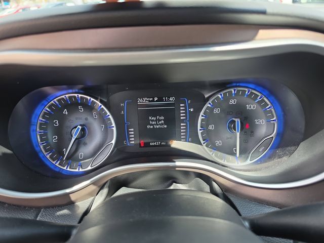 Used 2023 Chrysler Voyager LX FWD image 17