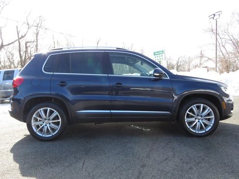 Used 2016 Volkswagen Tiguan SE image 4
