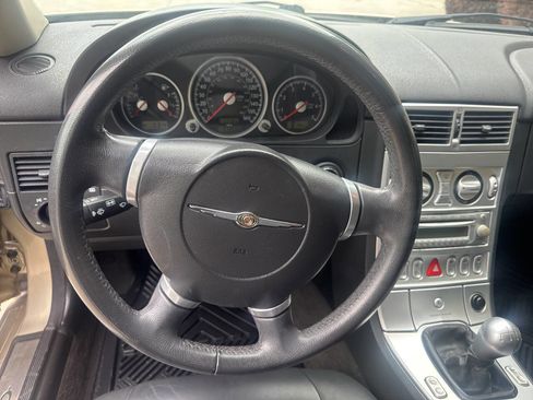 Used 2007 Chrysler Crossfire Limited RWD image 17