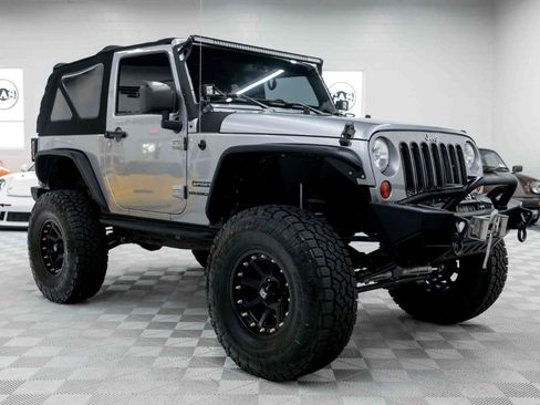 Used 2013 Jeep Wrangler Sport AWD/4WD image 5