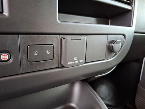 New 2025 Chevrolet Express 3500 LS image 15
