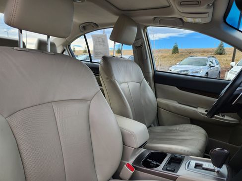 Used 2014 Subaru Legacy 2.5i Limited image 16