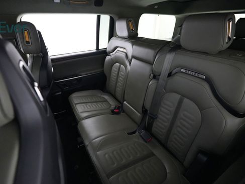 Used 2024 Rivian R1S Adventure AWD/4WD image 24