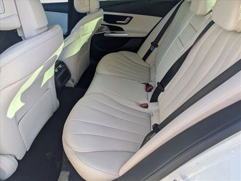 New 2026 Mercedes-Benz E 350 4MATIC Sedan image 16