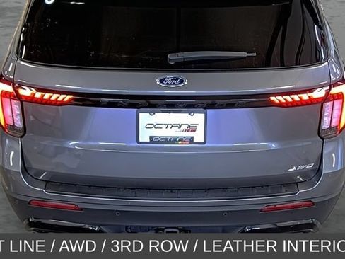 Used 2025 Ford Explorer ST-Line w/ ST-Line Street Pack AWD/4WD image 12