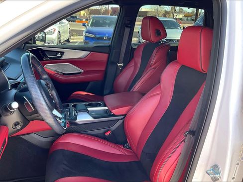 Used 2023 Acura MDX A-Spec image 7