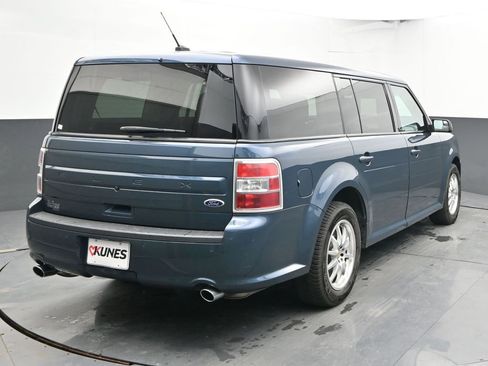 Used 2016 Ford Flex SE image 10