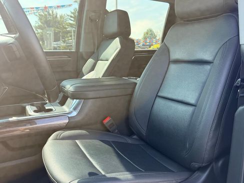 Used 2025 Chevrolet Silverado 2500 LTZ w/ LTZ Convenience Package AWD/4WD image 11