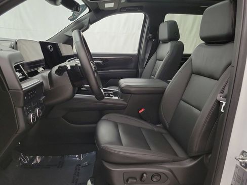 Certified 2025 Chevrolet Tahoe LT w/ Comfort Package AWD/4WD image 8