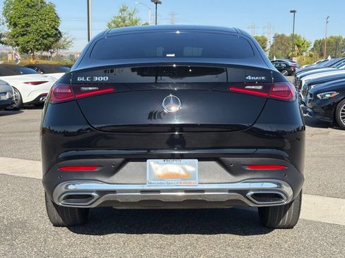 Used 2024 Mercedes-Benz GLC 300 4MATIC image 9