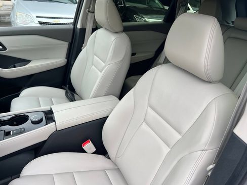 Certified 2023 Nissan Rogue SL AWD/4WD image 5