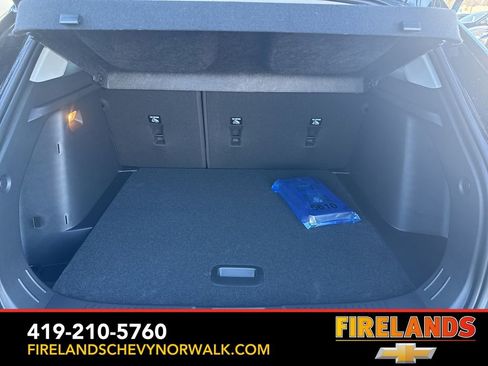 New 2026 Chevrolet Trax LT w/ Sunroof Package image 31