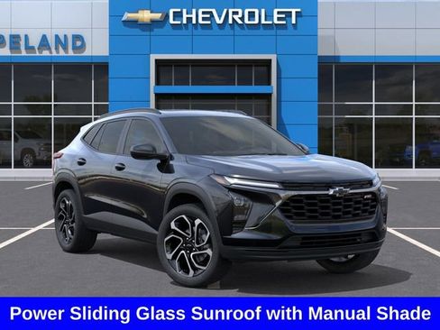 New 2026 Chevrolet Trax RS w/ Sunroof Package FWD image 8