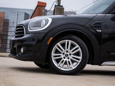 Used 2018 MINI Cooper Countryman image 2