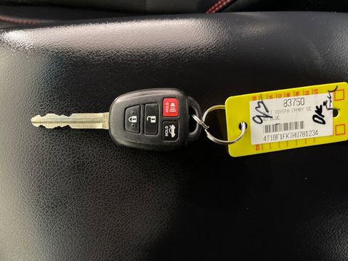 Certified 2017 Toyota Camry SE FWD image 24