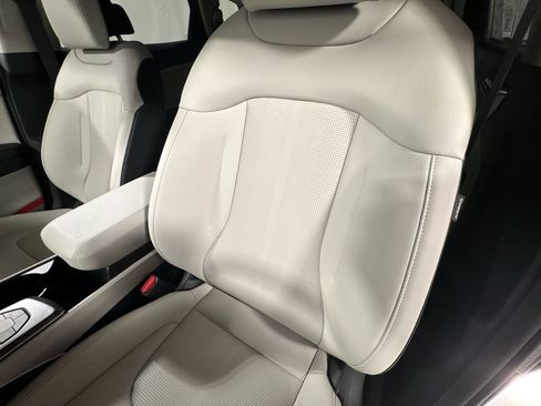 New 2026 Kia Sportage EX image 18