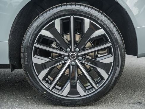 New 2026 Volvo XC60 B5 Ultra w/ Climate Package AWD/4WD image 18