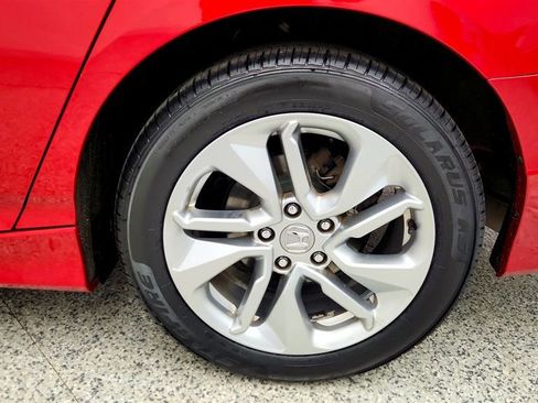 Used 2019 Honda Accord LX image 9