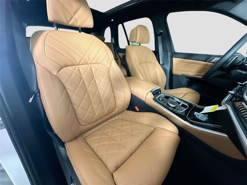New 2026 BMW X5 M60i AWD/4WD image 57
