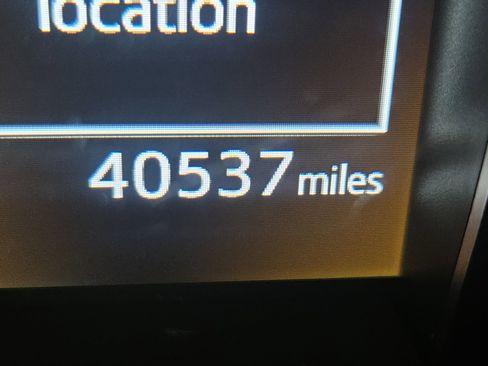 Used 2020 Toyota 4Runner Limited image 18